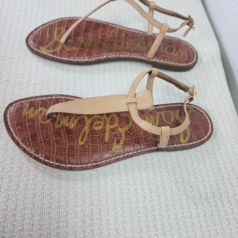Sandles - Picture 4 of 5